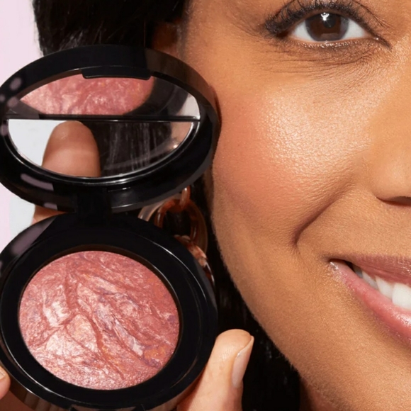 Laura Geller Blush-N-Brighten Baked Makeup Marble Color: Pink Grapefruit NWT - Picture 10 of 16